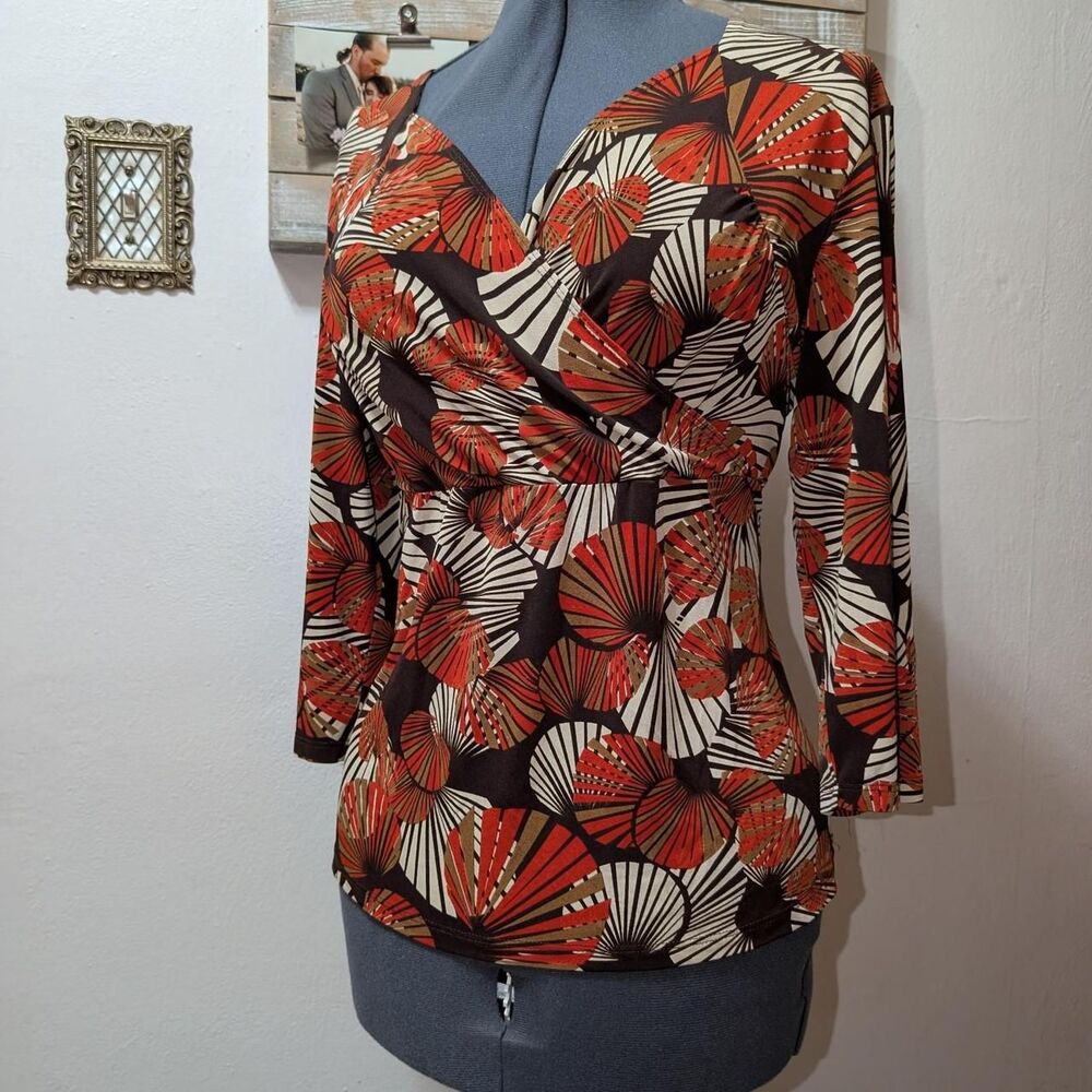 Vintage y2k 3/4 sleeve wrap style babydoll top